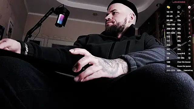 Snapshot of FindomJason chatting on 12-16-25, 02:11 FindomJason online show from 12-16-25, 02:11