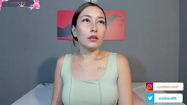 Snapshot of ariel35 chatting on 03-13-25, 10:10 ariel35 online show from 03-13-25, 10:10