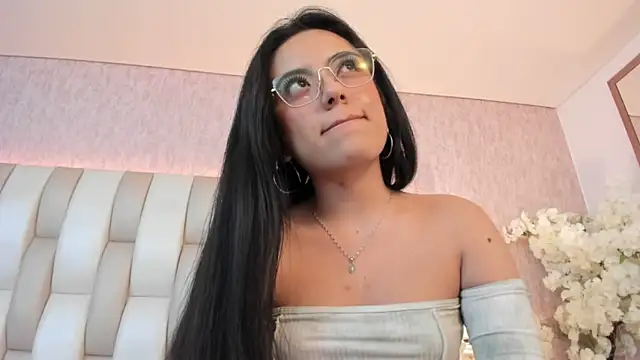 Rebeca jones online show from 02-19-25, 07:27