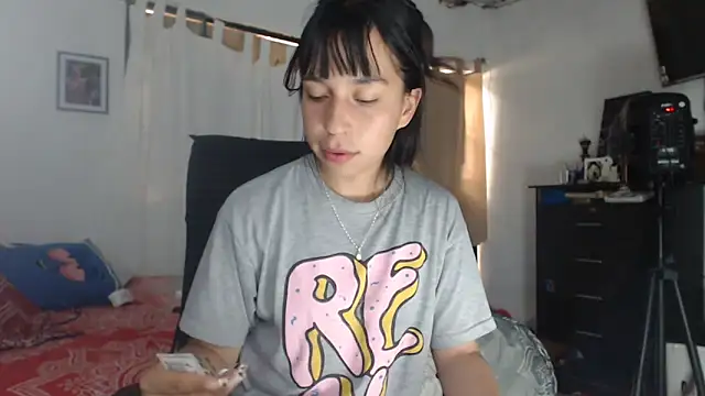 Snapshot of xx_nath_xx chatting on 09-11-25, 07:36 xx nath xx online show from 09-11-25, 07:36