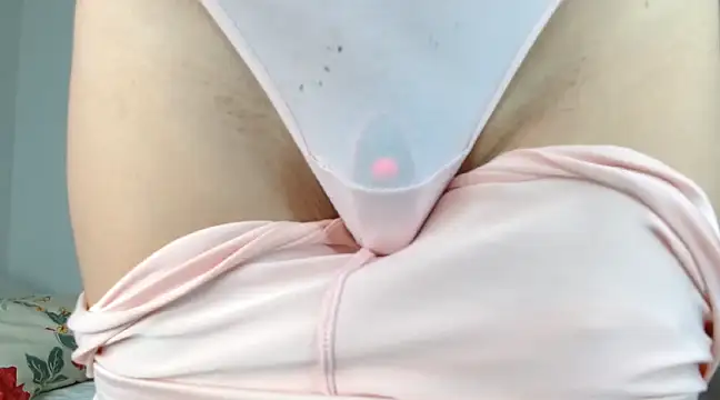 Snapshot of Nayade chatting on 02-06-25, 02:33 Nayade online show from 02-06-25, 02:33