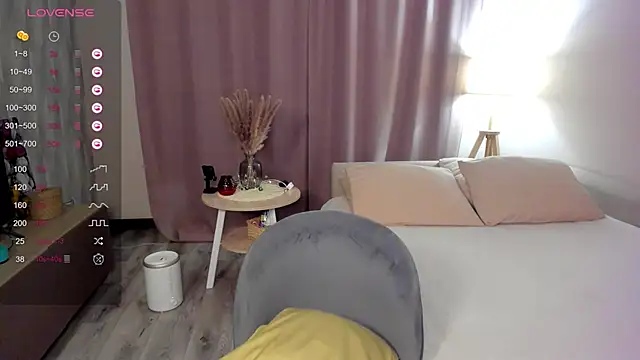 DannaEvan online show from 02-08-25, 01:54