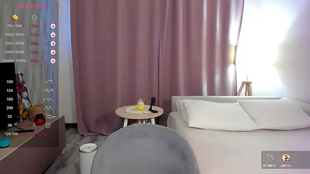 DannaEvan online show from 03-19-25, 01:32