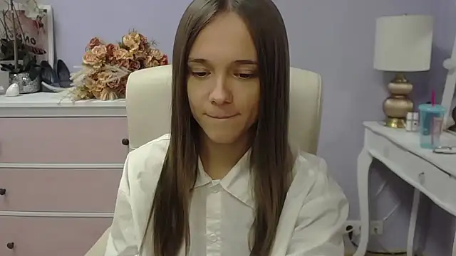 Snapshot of dirtyxEmily chatting on 11-22-25, 08:46 dirtyxEmily online show from 11-22-25, 08:46