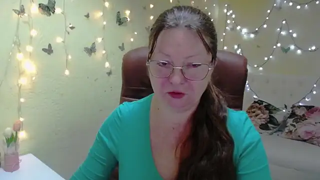 VanessaHotts online show from 03-06-26, 06:10