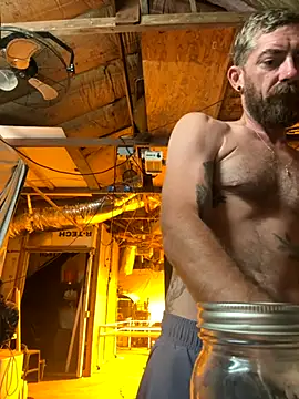 Snapshot of mandjpuff2 chatting on 09-10-25, 09:48 mandjpuff2 online show from 09-10-25, 09:48