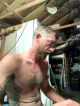 Snapshot of mandjpuff2 chatting on 09-14-25, 04:11 mandjpuff2 online show from 09-14-25, 04:11