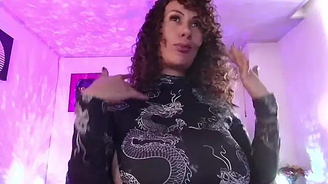 Snapshot of chanell_tattoo chatting on 01-22-25, 02:46 chanell tattoo online show from 01-22-25, 02:46