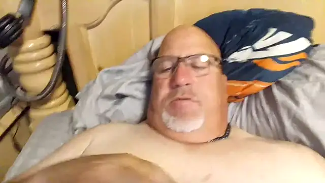 Bigbear0563 online show from 06-22-26, 05:26