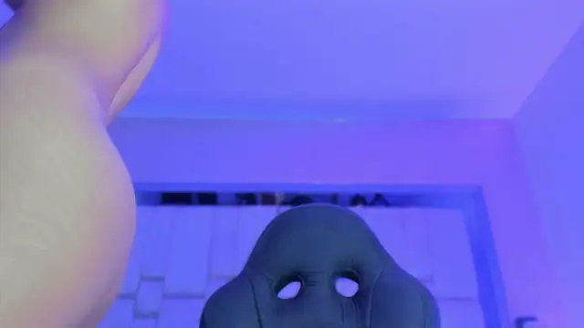 Emmily Savage online show from 10-02-25, 11:39