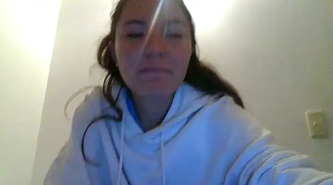 Snapshot of _andygirl chatting on 02-14-25, 03:11 andygirl online show from 02-14-25, 03:11