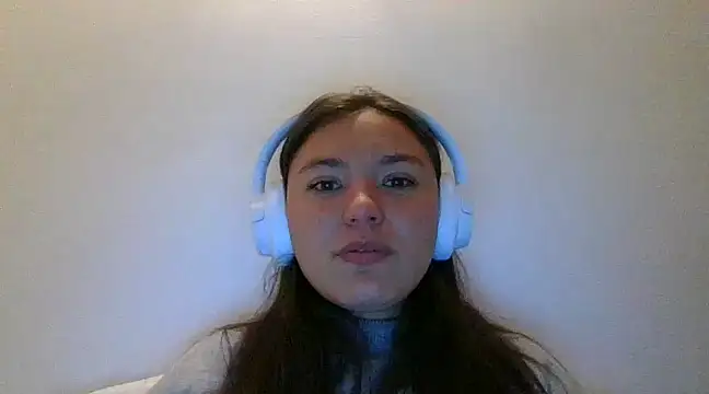 Snapshot of _andygirl chatting on 03-14-25, 02:42 andygirl online show from 03-14-25, 02:42