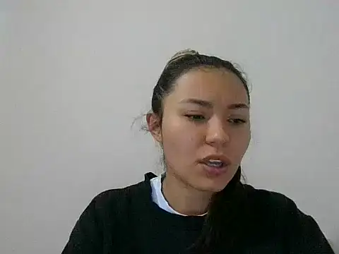 Snapshot of _andygirl chatting on 09-26-25, 10:36 andygirl online show from 09-26-25, 10:36