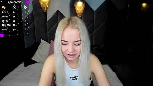 StephanieSweety online show from 12-20-24, 02:05