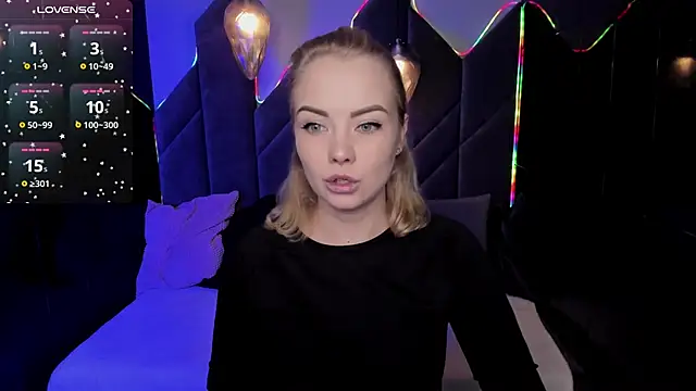 StephanieSweety online show from 02-18-26, 06:48