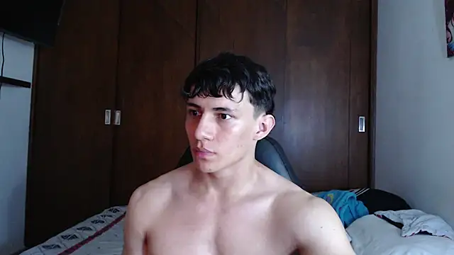 aresholland online show from 02-28-25, 04:43