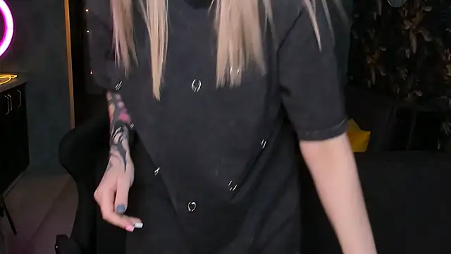 Blckmirrorr online show from 11-02-25, 01:46