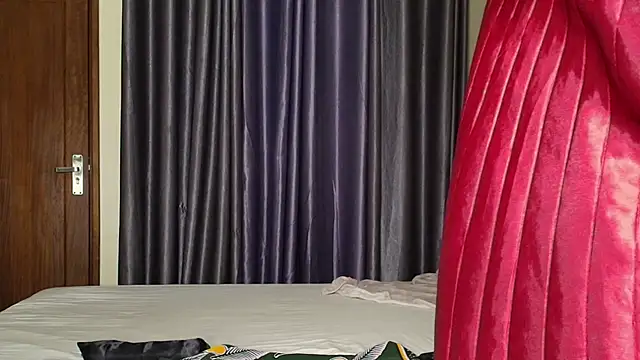 queen heather online show from 10-14-25, 10:54