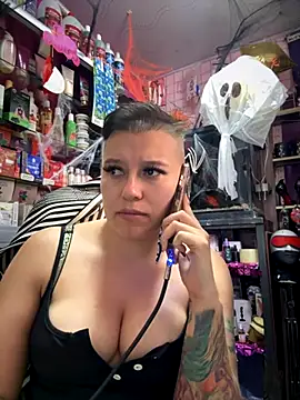 TamySweetness online show from 10-21-25, 07:47