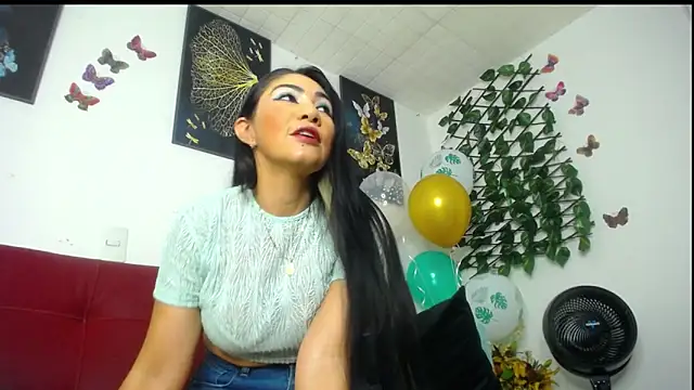 Snapshot of luzcastillo07 chatting on 03-22-25, 04:35 luzcastillo07 online show from 03-22-25, 04:35