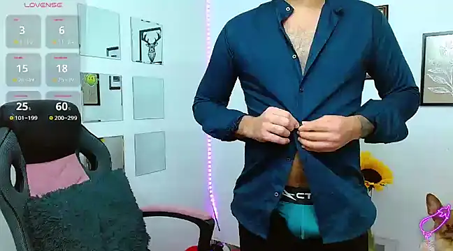 Snapshot of mathew_vidal1 chatting on 02-21-25, 05:56 mathew vidal1 online show from 02-21-25, 05:56