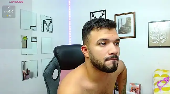 Snapshot of mathew_vidal1 chatting on 03-03-25, 10:52 mathew vidal1 online show from 03-03-25, 10:52