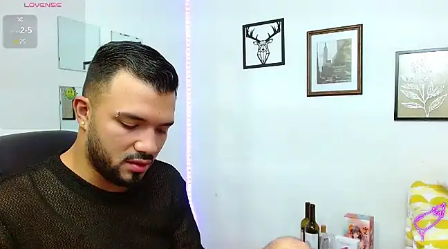 Snapshot of mathew_vidal1 chatting on 03-04-25, 02:49 mathew vidal1 online show from 03-04-25, 02:49