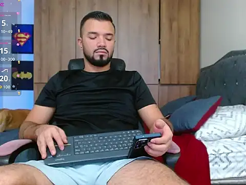 Snapshot of mathew_vidal1 chatting on 03-30-26, 10:44 mathew vidal1 online show from 03-30-26, 10:44