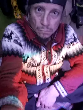 Snapshot of pauloandres chatting on 11-24-25, 05:40 pauloandres online show from 11-24-25, 05:40