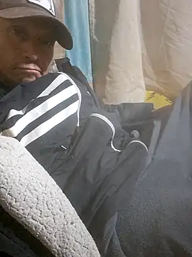 Snapshot of pauloandres chatting on 02-18-26, 07:59 pauloandres online show from 02-18-26, 07:59