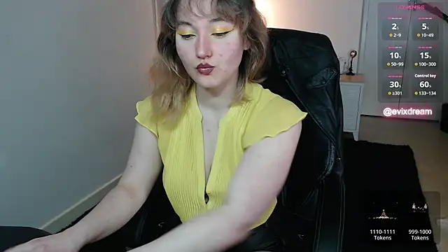 Crystal-dreamt online show from 04-21-26, 08:53