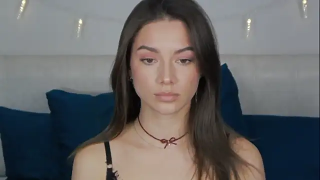 Snapshot of sinthiaroze chatting on 12-10-24, 05:11 sinthiaroze online show from 12-10-24, 05:11