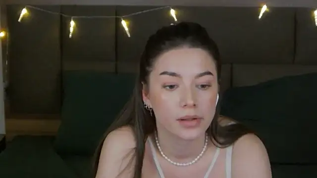 Snapshot of sinthiaroze chatting on 02-27-25, 06:31 sinthiaroze online show from 02-27-25, 06:31