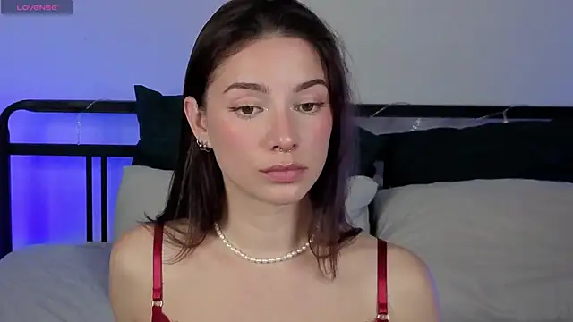 Snapshot of sinthiaroze chatting on 09-14-25, 05:56 sinthiaroze online show from 09-14-25, 05:56