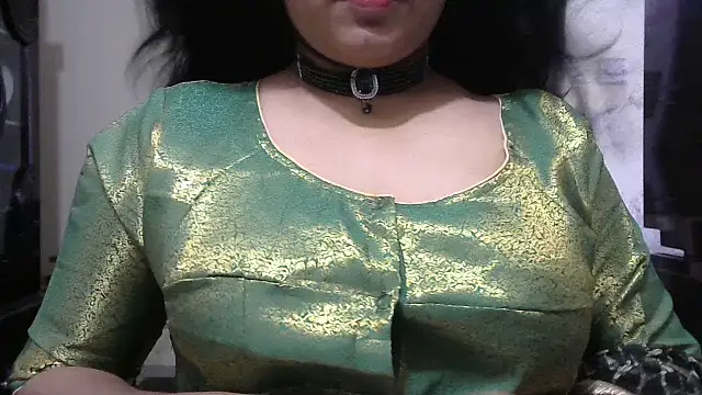 Snapshot of Bengalisexygirl chatting on 06-20-26, 01:41 Bengalisexygirl online show from 06-20-26, 01:41