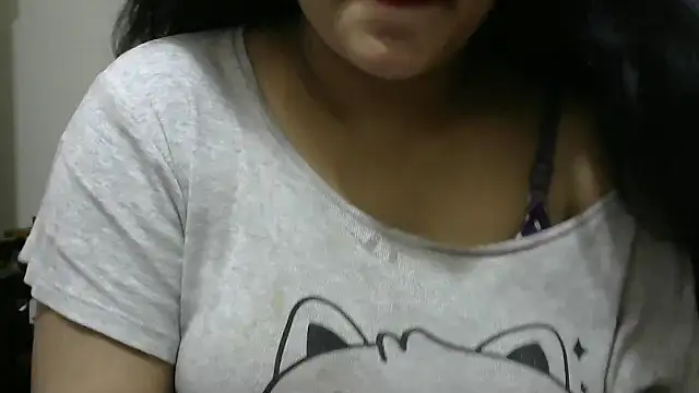 Snapshot of Bengalisexygirl chatting on 06-27-26, 01:32 Bengalisexygirl online show from 06-27-26, 01:32