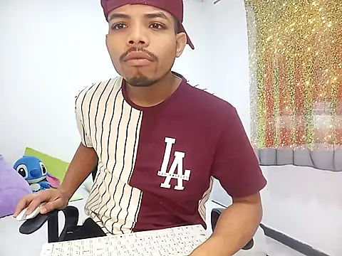 danidiazto2023 online show from 02-14-25, 08:48