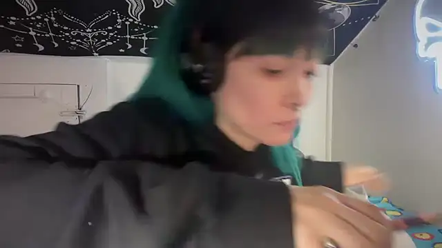 FRRANNKIE online show from 12-24-24, 12:00