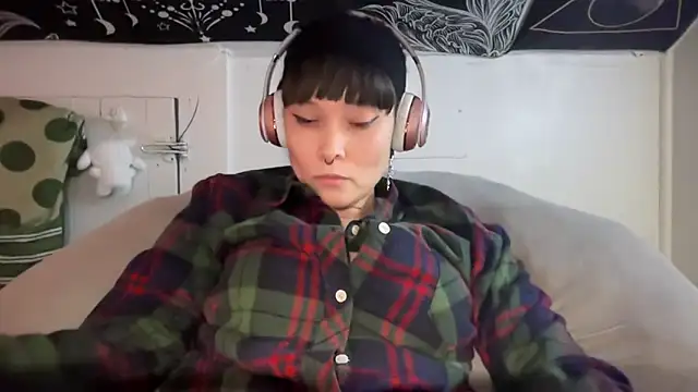 FRRANNKIE online show from 02-25-25, 04:21