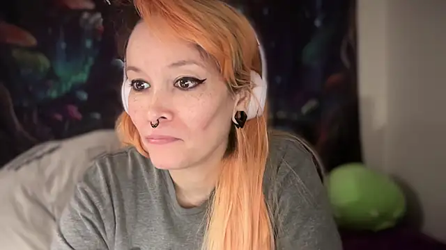 Snapshot of FRRANNKIE chatting on 02-17-26, 05:59 FRRANNKIE online show from 02-17-26, 05:59