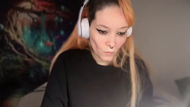 Snapshot of FRRANNKIE chatting on 02-19-26, 09:16 FRRANNKIE online show from 02-19-26, 09:16