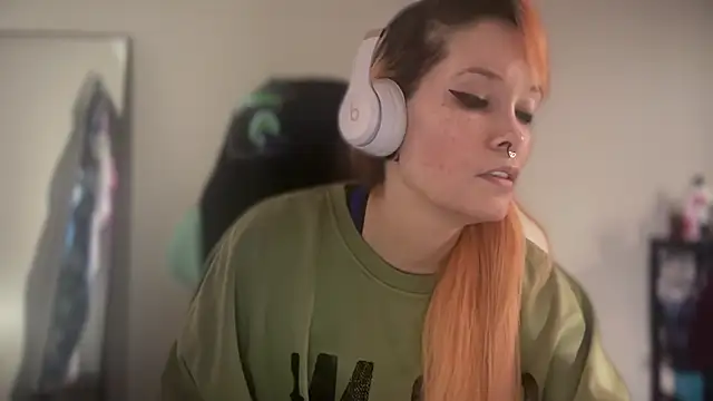 Snapshot of FRRANNKIE chatting on 02-24-26, 03:21 FRRANNKIE online show from 02-24-26, 03:21