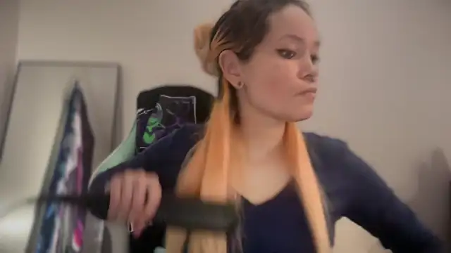 Snapshot of FRRANNKIE chatting on 02-27-26, 05:24 FRRANNKIE online show from 02-27-26, 05:24