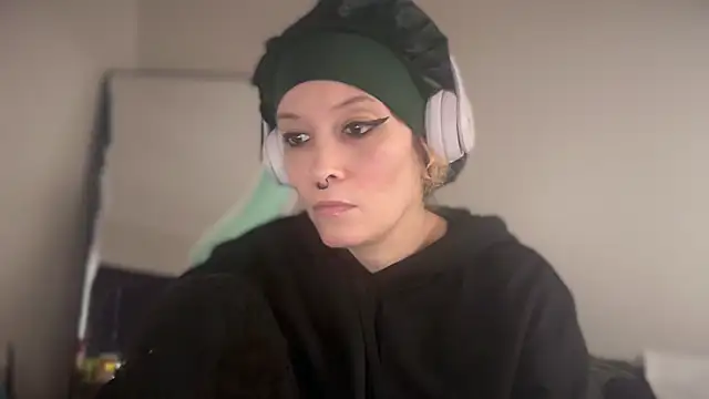 FRRANNKIE online show from 03-20-26, 02:33