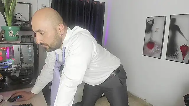 Leon 1234 online show from 12-28-24, 10:13