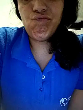 Snapshot of Morenitha-XXX chatting on 02-18-26, 06:37 Morenitha-XXX online show from 02-18-26, 06:37