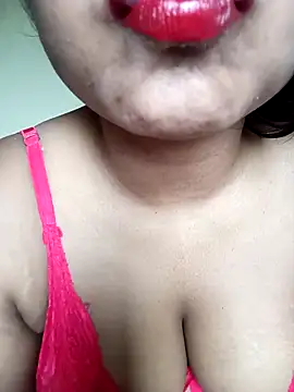 Hotlisa online show from 03-26-26, 04:18