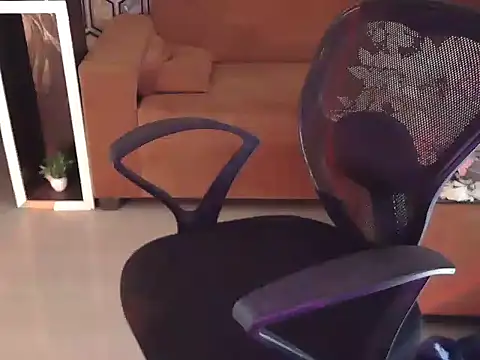 shivi moto online show from 10-10-25, 06:56