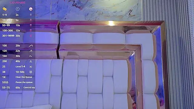 valkiria moore online show from 09-28-25, 07:52