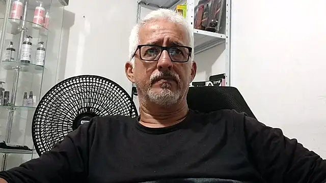 cenizo10124 online show from 11-07-25, 02:55